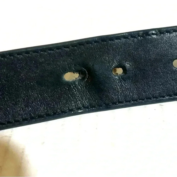 Gucci black leather belt